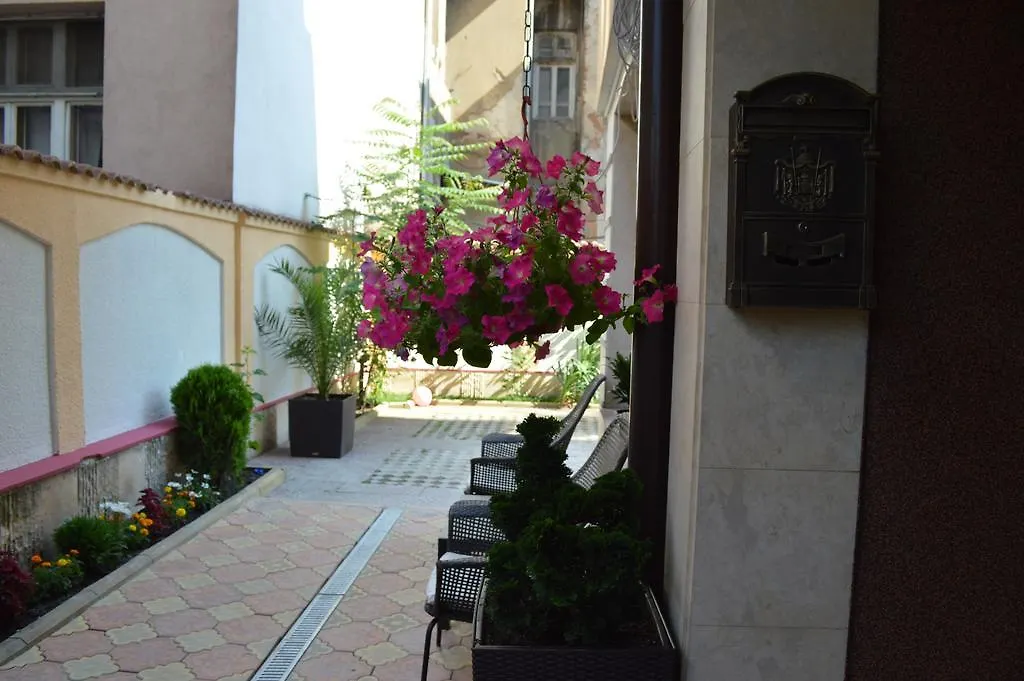 Bon Bon Hotel Sofia